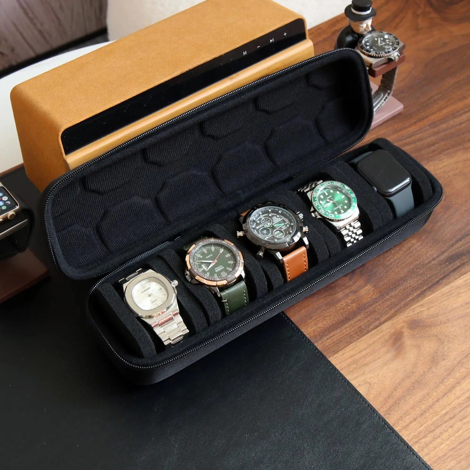 Travel Watch Box Organizer Portable Waterproof Watch Storage Box EVA Travel Watch Carrying Case Smart Watches Men & Women Gift
