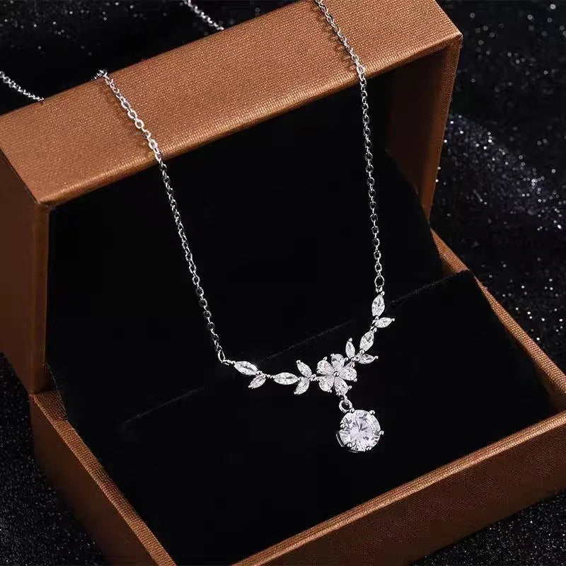 Luxury 925 Sterling Silver Necklace Pendant Leaves for Women Wedding Engagement Jewelry Fashion 5A Zircon Classics Gift Party