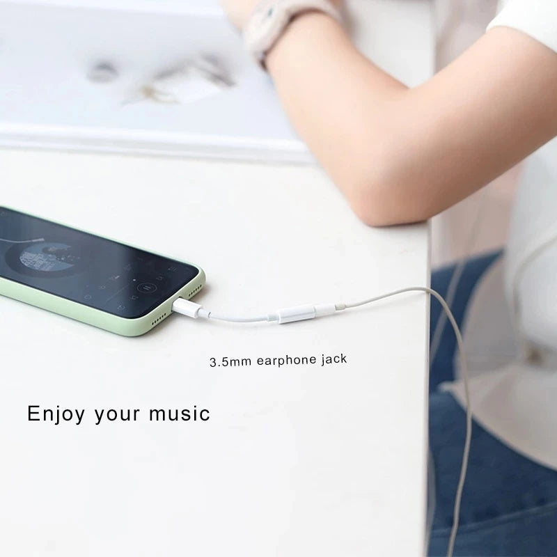 Lightning to 3.5mm Headphone Adapter – Aux Audio Jack Splitter for iPhone 13/12/11/10/9/8