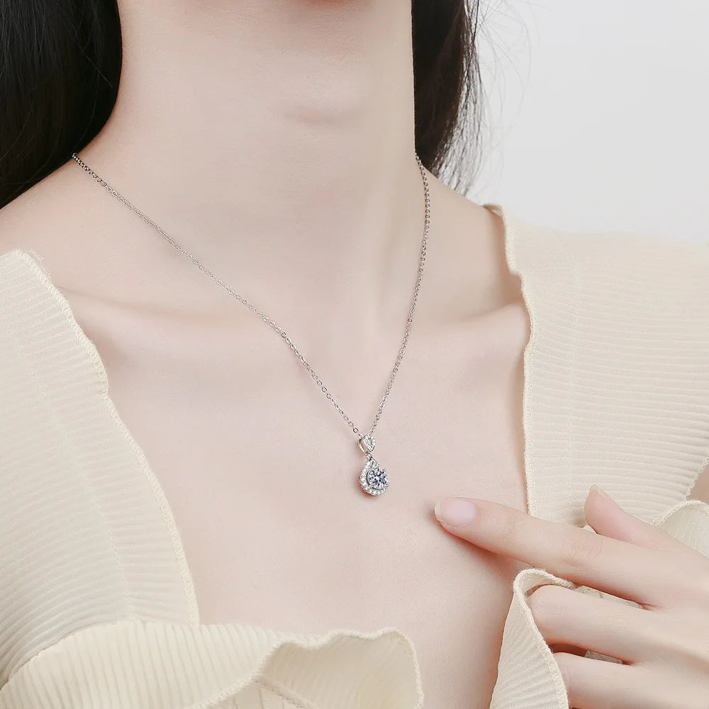 925 Sterling Silver Necklace Pendant Shining water droplet Zircon for Women Wedding Jewelry Engagement Charm Party Gift royal