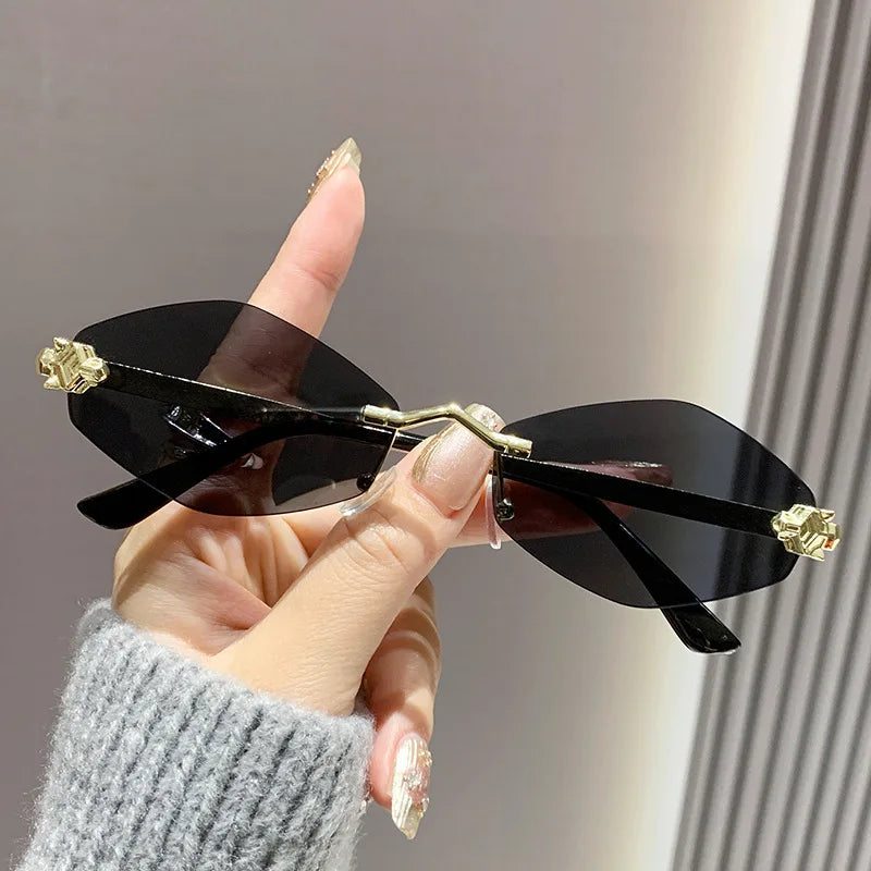 New Rimless Cut Edge Sunglasses Woman Diamond Personalized Sunglasses UV Protection Small Frame Vintage Metal Shades Eyewear