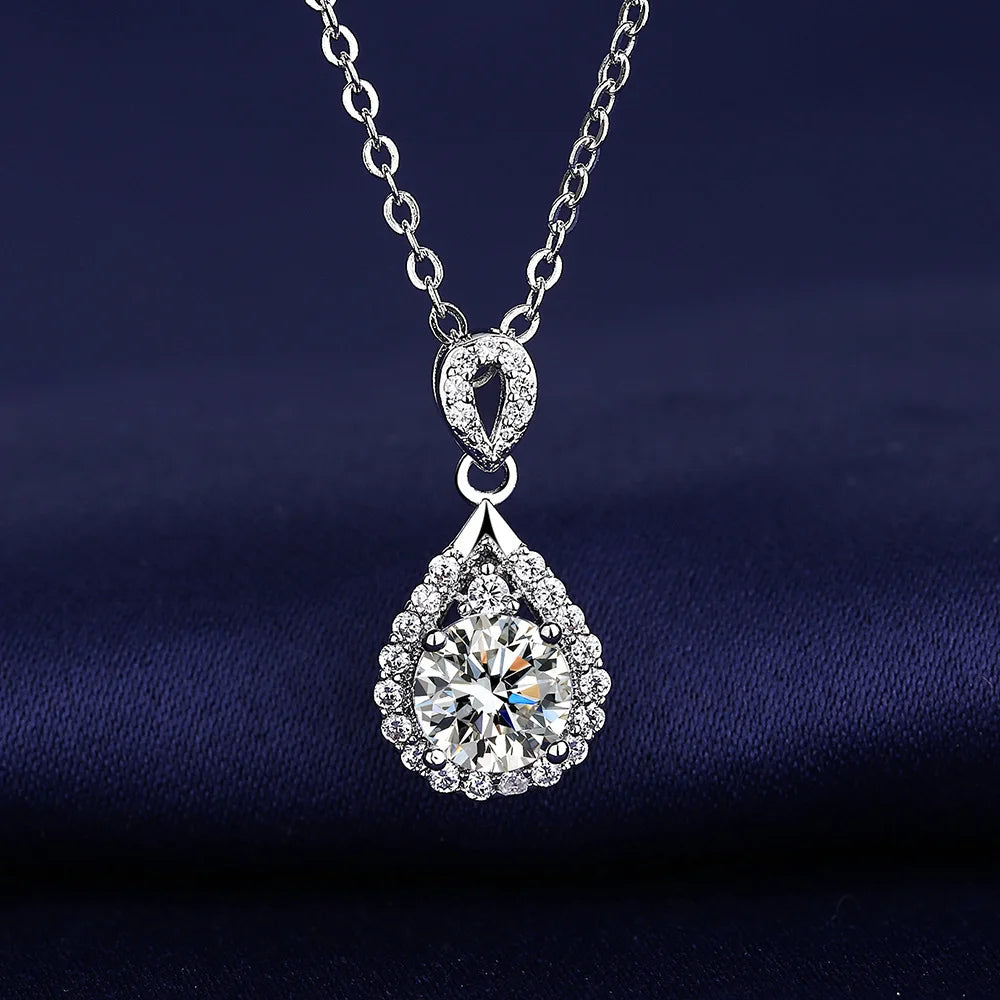 925 Sterling Silver Necklace Pendant Shining water droplet Zircon for Women Wedding Jewelry Engagement Charm Party Gift royal