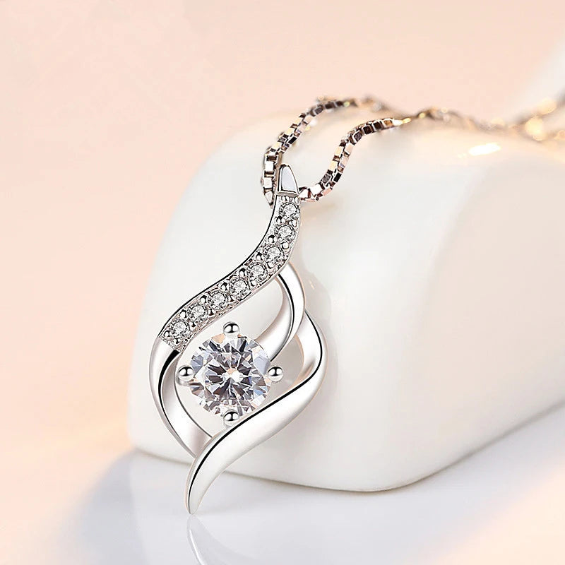 New 925 Sterling Silver Jewelry Elegant Feather Zircon Pendants Necklaces Women Fashion Exquisite Symbol CZ Wild Clavicle Chain