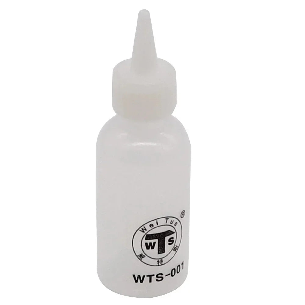 WTS-001 50ml Needle Tip Plastic Rosin Bottle Cleaning Liquid Flux Alcohol Oil Dispenser Plastic Hand Bottle Cleaner DIY Repair